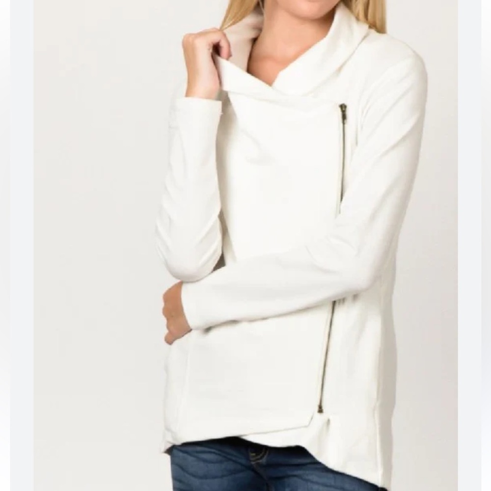 IMAN Cream Asymmetrical Zip Jacket/Top